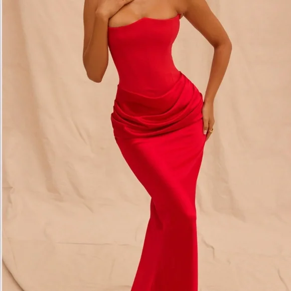 HOUSE OF CB PERSEPHONE RED CORSET MAXI DRESS SIZE XS REG CUP - Picture 1 of 7